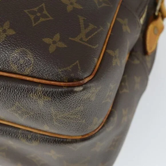 Authentic LOUIS VUITTON Monogram Reporter GM Shoulder Bag M45252 LV